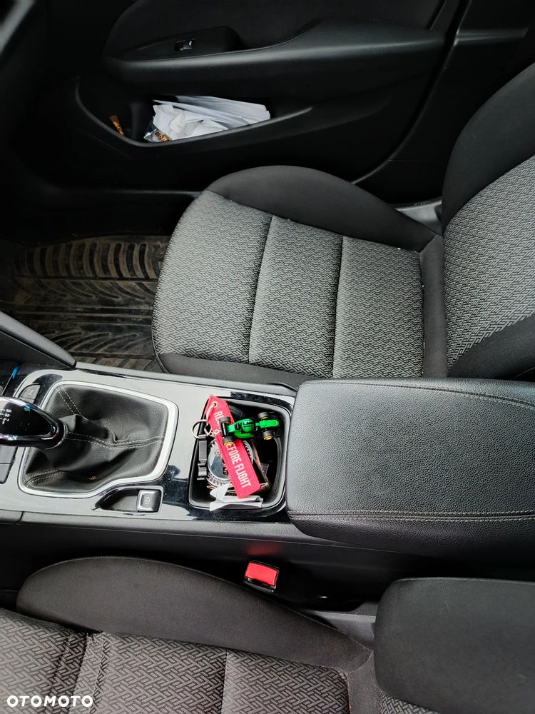 Opel Insignia 1.6 (118g) Edition - 14