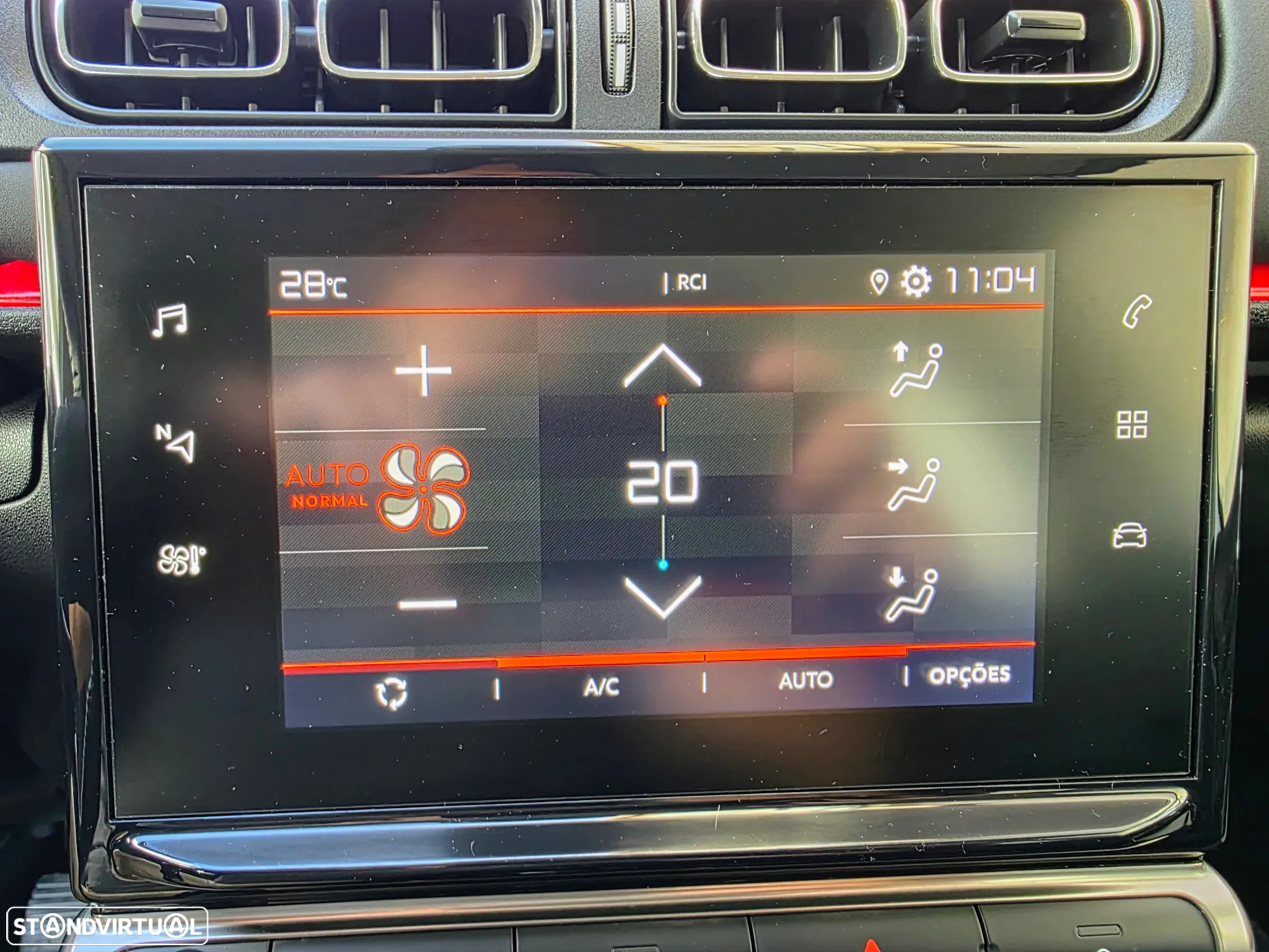 Citroën C3 1.2 PureTech Shine - 34