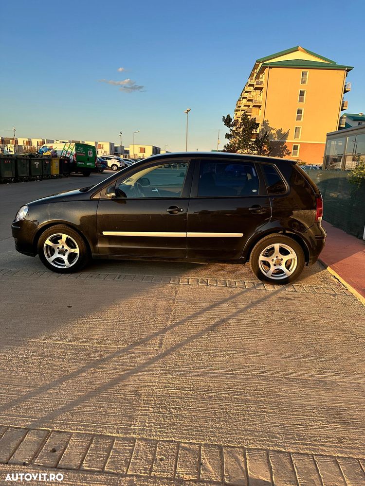 Volkswagen Polo 1.4 TDI Attractive DPF - 4