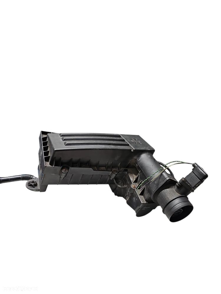 OBUDOWA FILTRA POWIETRZA A3 8P GOLF VI PASSAT B7 OCTAVIA II 3C0129601AM - 1