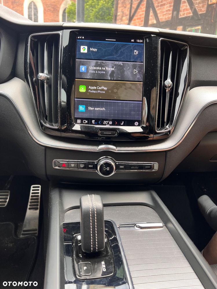 Volvo XC 60 B4 D AWD R-Design - 20