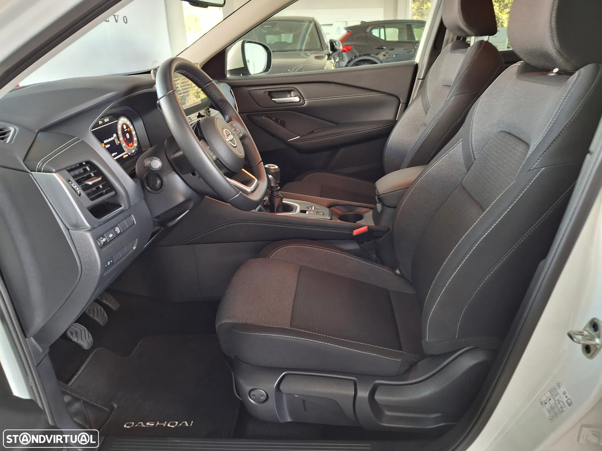 Nissan Qashqai 1.3 DIG-T N-Connecta LED - 10