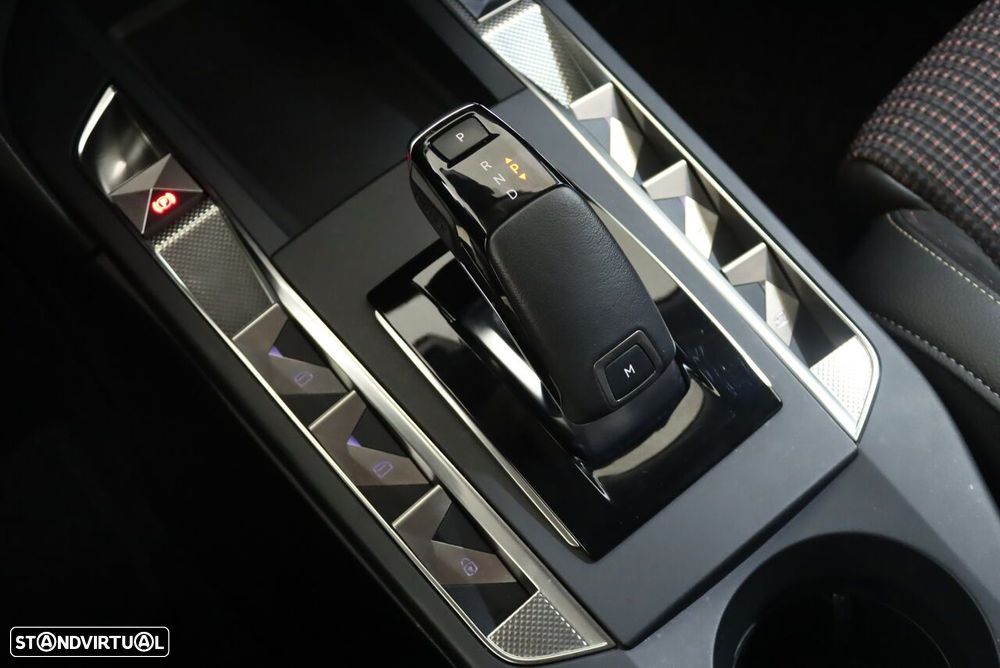 DS DS3 Crossback - 32