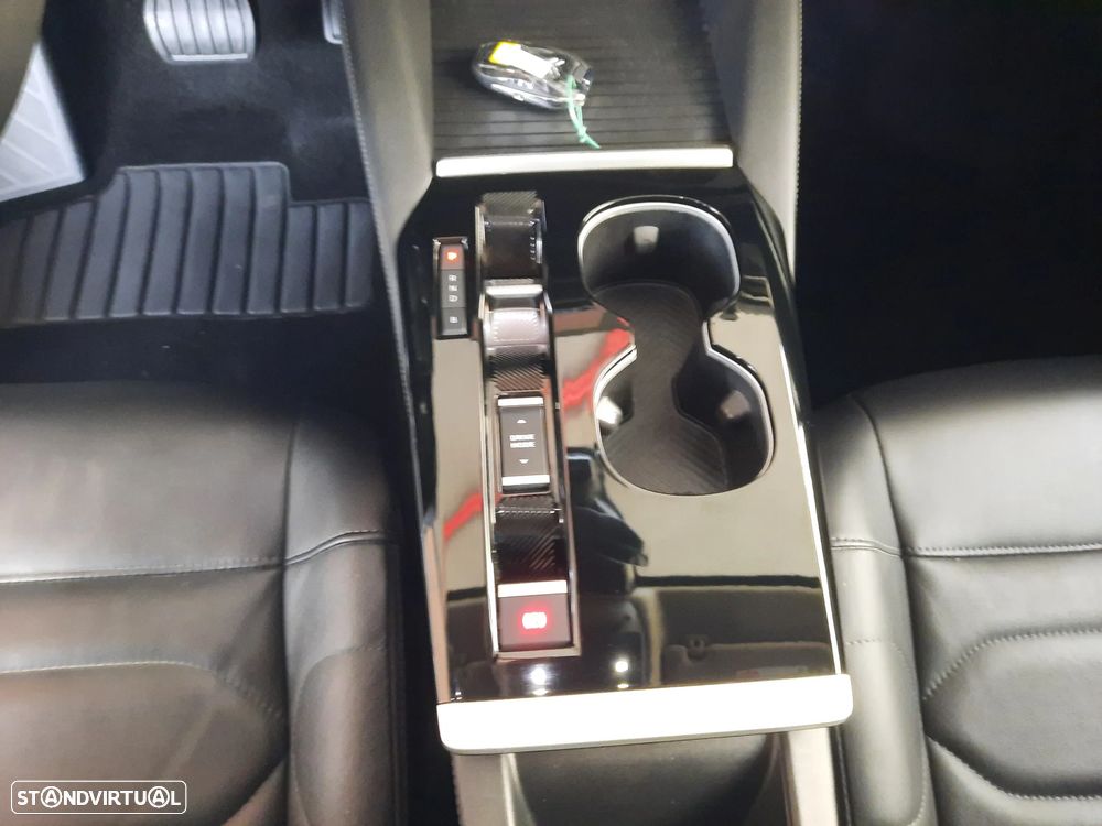 Citroën C5 X 1.6 Hybrid Shine e-EAT8 - 29