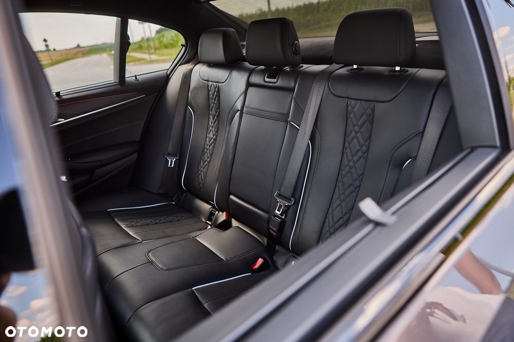 BMW Seria 5 - 26
