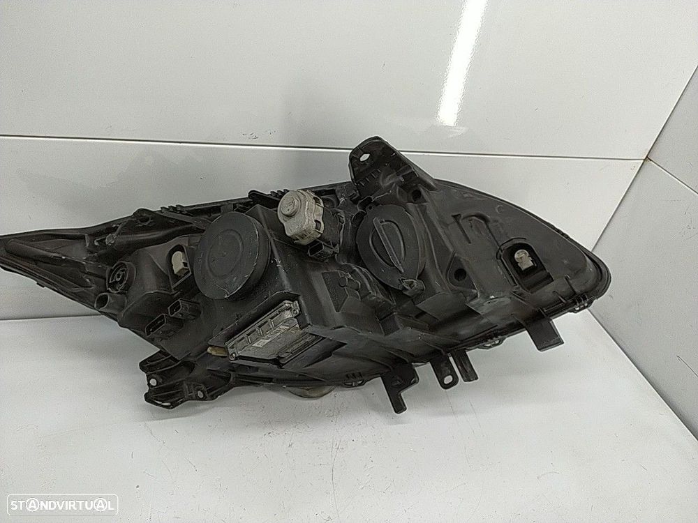 Farol Esquerdo Renault Laguna Iii Sport Tourer (Kt0/1) - 4
