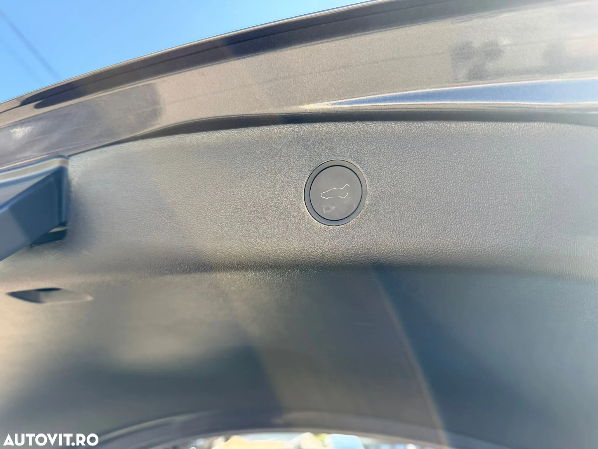 Tesla Model 3 Langstreckenbatterie RWD - 24