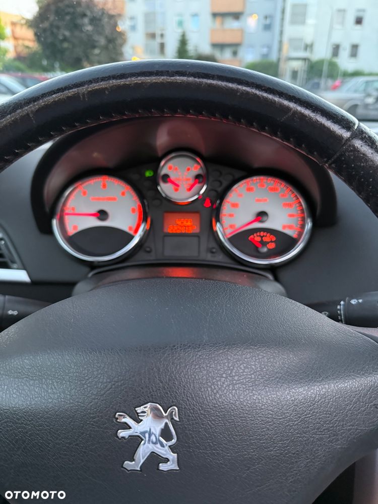 Peugeot 207 CC FAP 110 (Blue Lion) Premium - 26