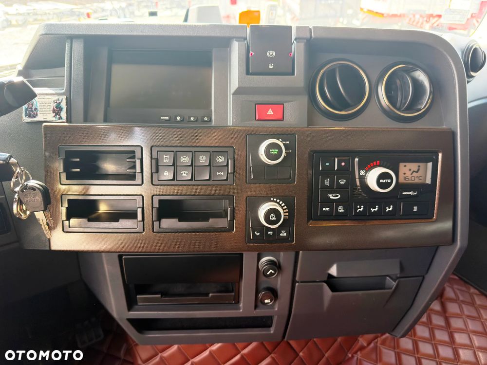 Renault T 520 / HIGH CAB / SERWISOWANY W ASO. - 17