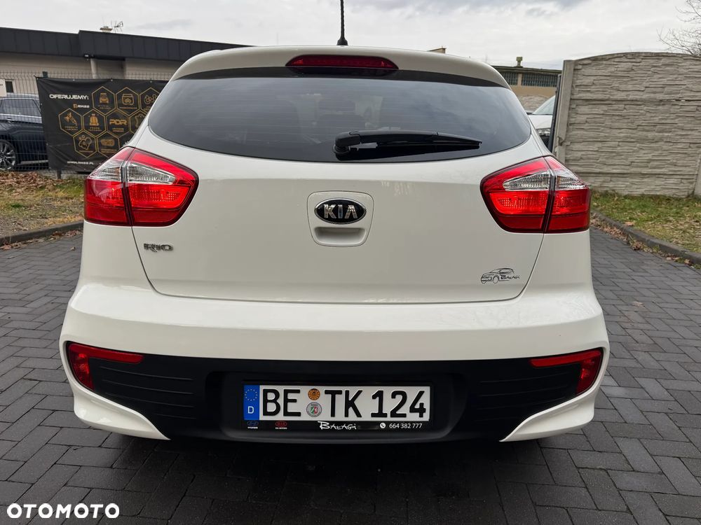 Kia Rio 1.2 Attract - 17