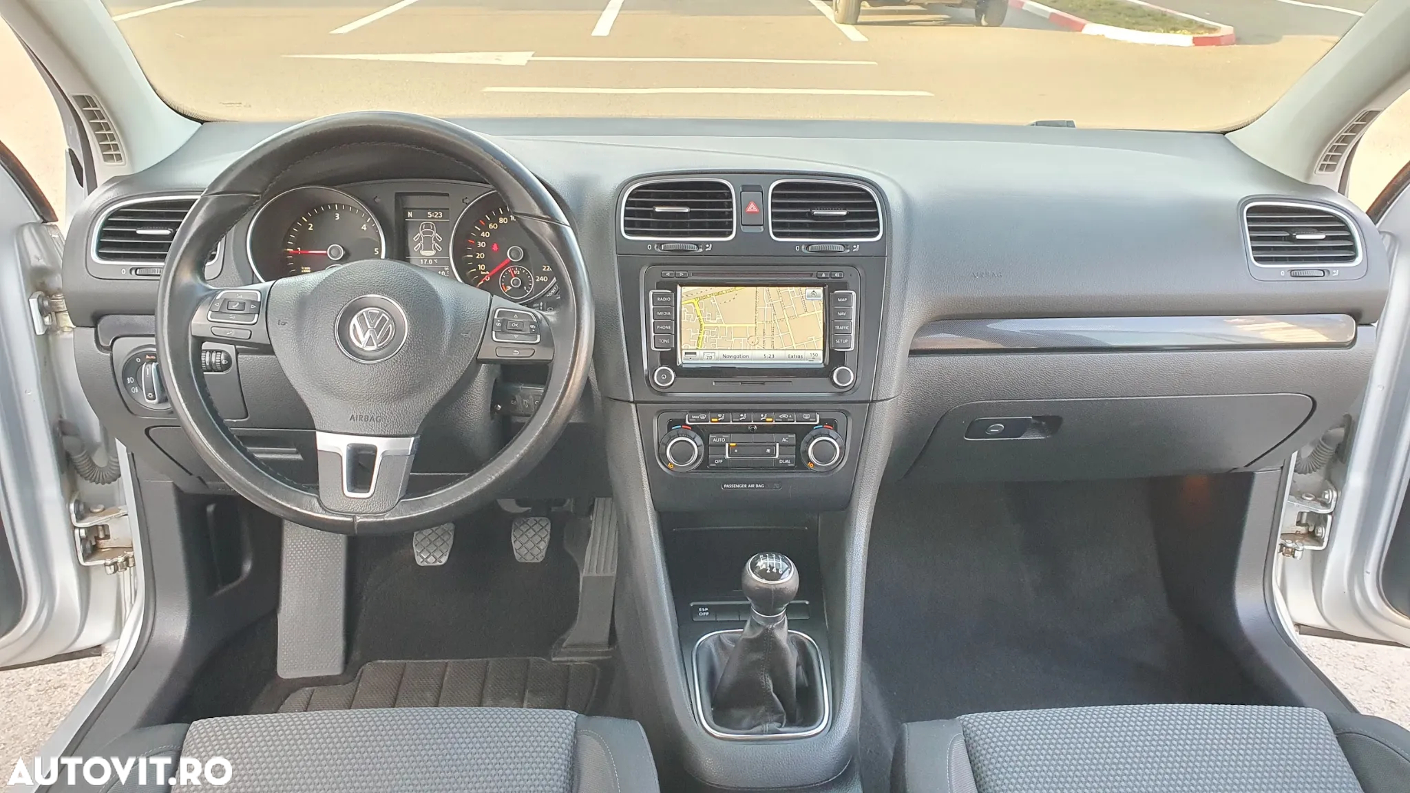 Volkswagen Golf 2.0 TDI DPF Comfortline - 5