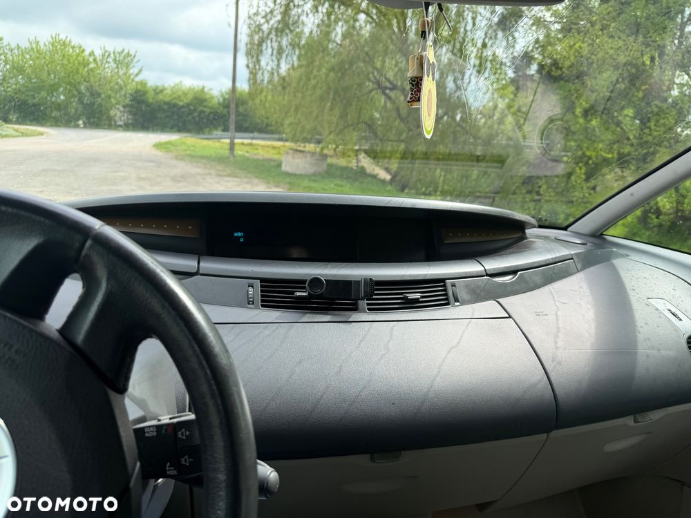 Renault Grand Espace 2.0 Initiale - 9