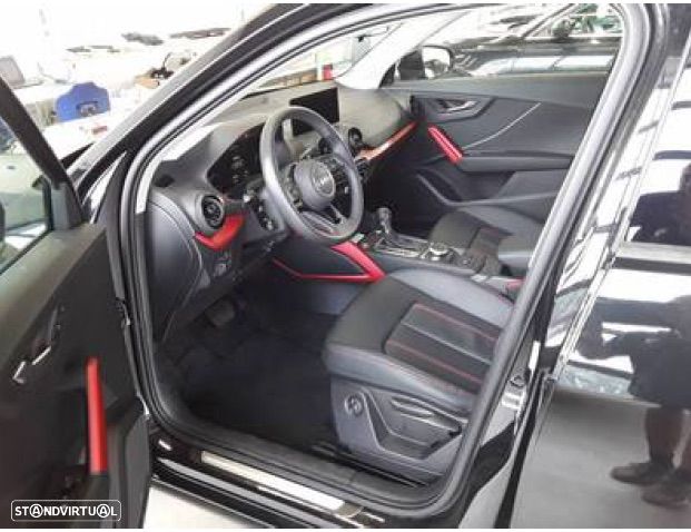 Audi Q2 30 TDI S tronic sport - 7