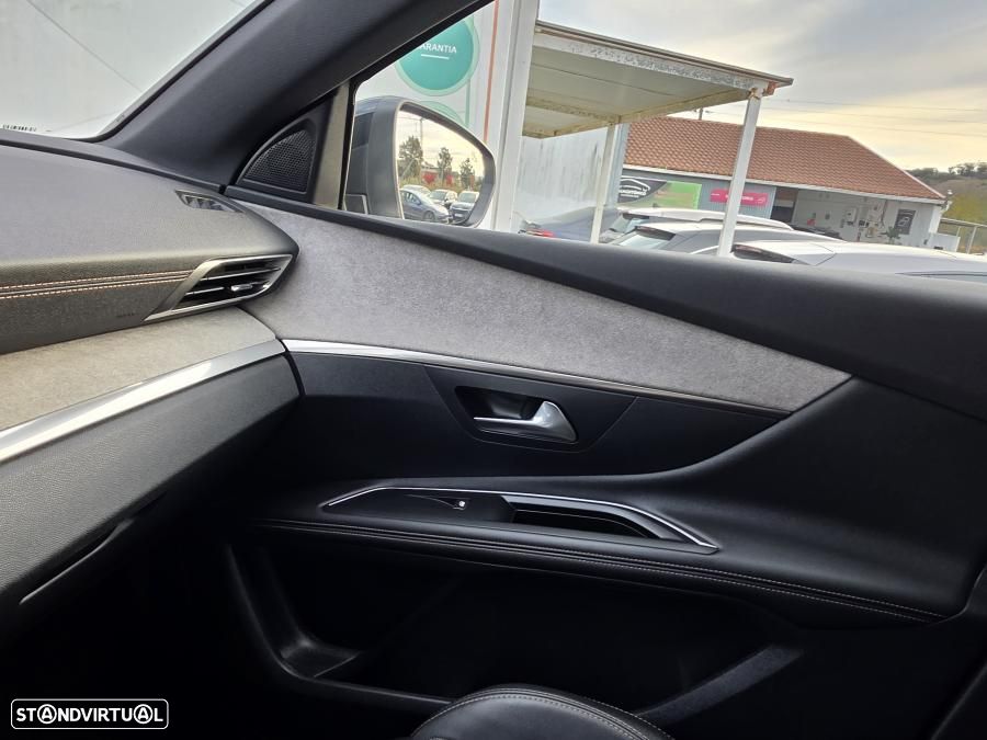 Peugeot 3008 1.2 PureTech GT EAT8 - 42
