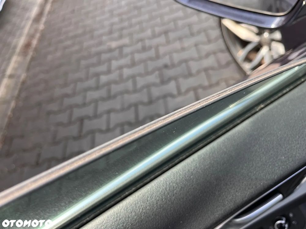 Audi A6 Avant 2.0 TDI quattro S tronic - 31