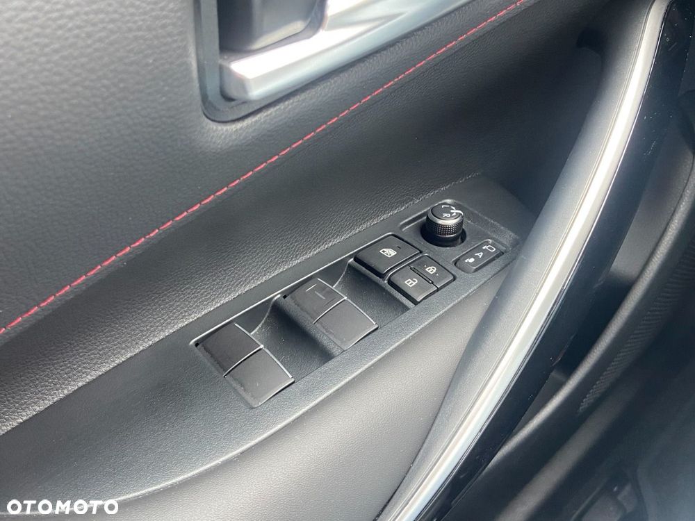 Toyota Corolla 2.0 Hybrid GR Sport Dynamic - 18