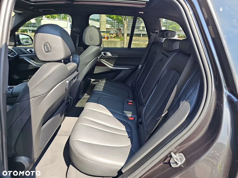 BMW X5 xDrive40i - 10