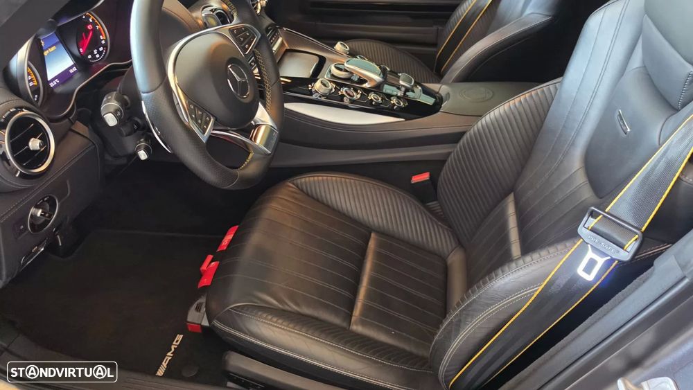 Mercedes-Benz AMG GT S Speedshift 7G-DCT - 40