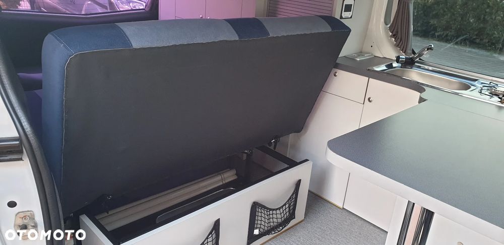 Renault Trafic - 16