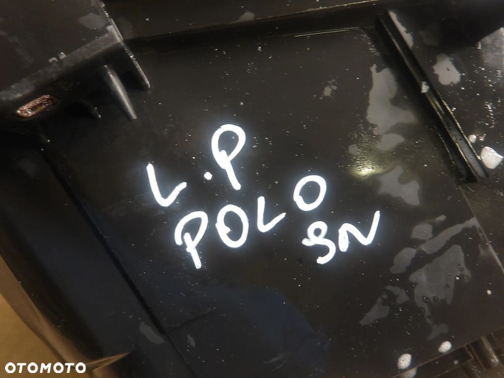 VW POLO IV 9N 5D (01-08) 1.2B LAMPA PRAWA LEWA PRZEDNIA PRZÓD 6Q1941008M 6Q1941007M - 2