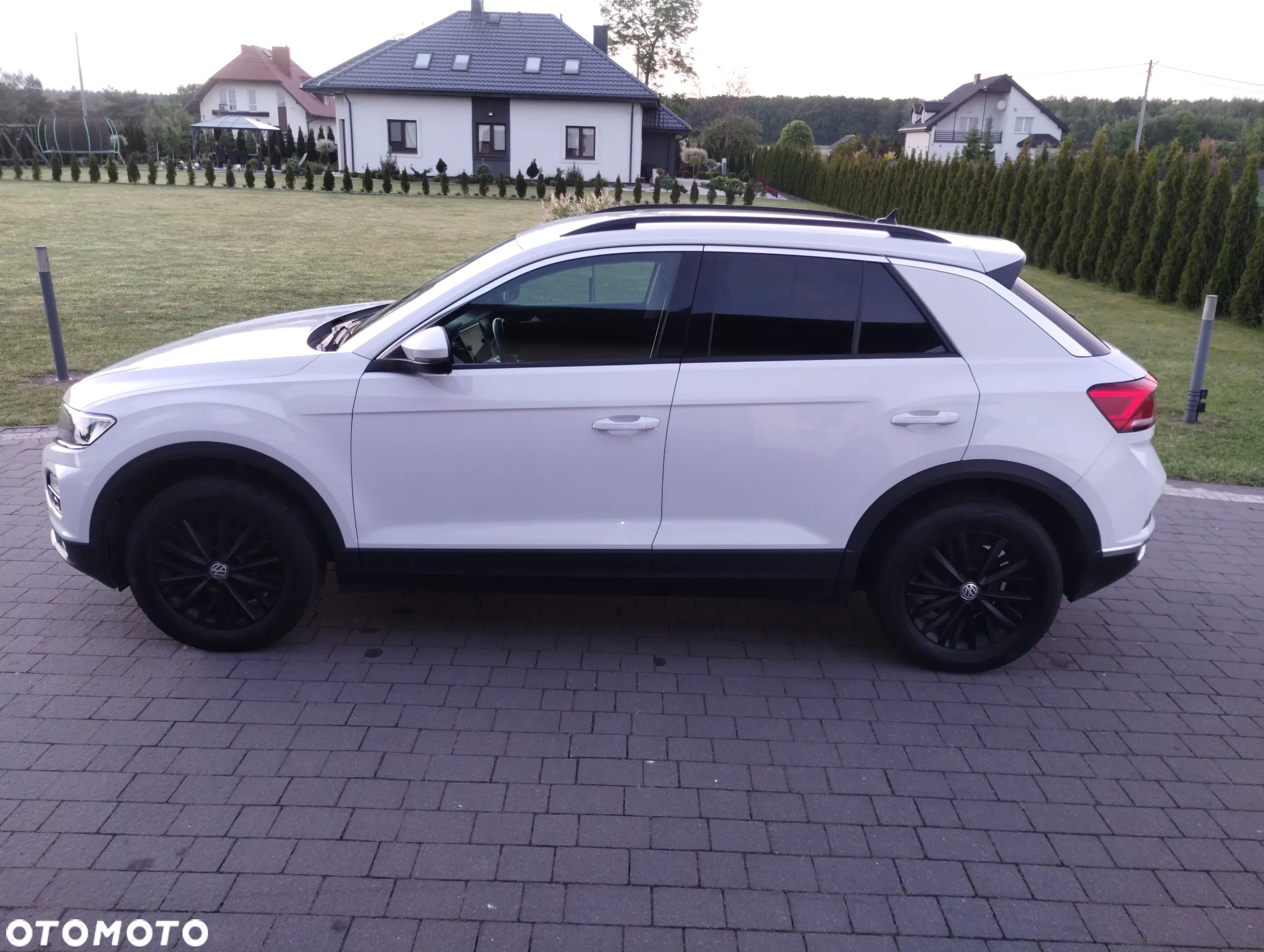 Volkswagen T-Roc - 7