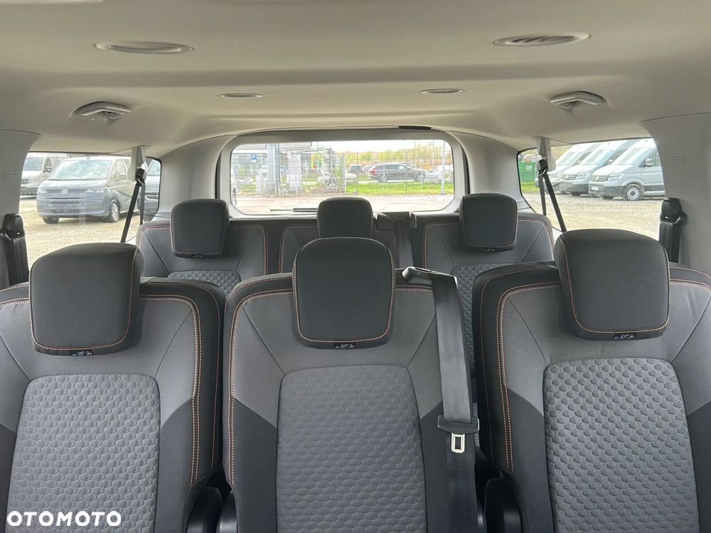 Volkswagen Caravelle - 16