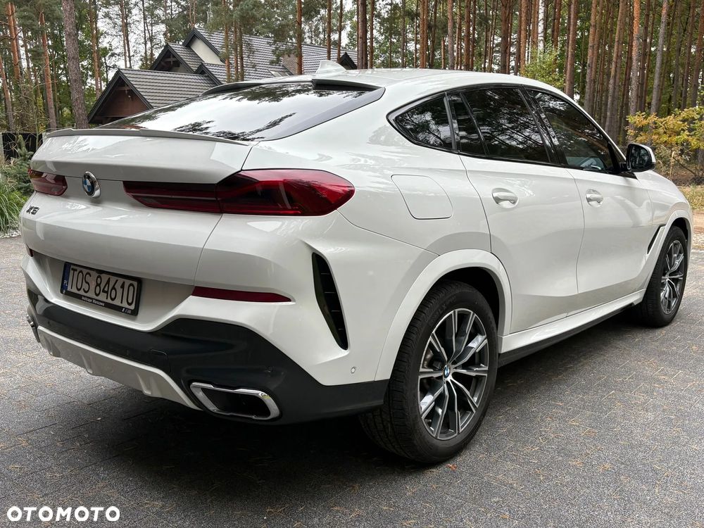 BMW X6 xDrive40i - 4
