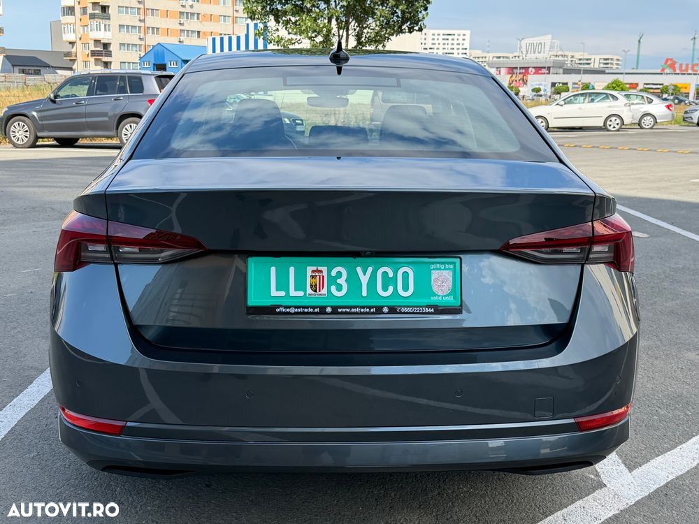 Skoda Octavia 2.0 TDI DSG Style - 11