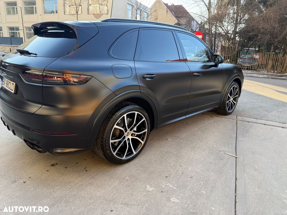 Porsche Cayenne - 19