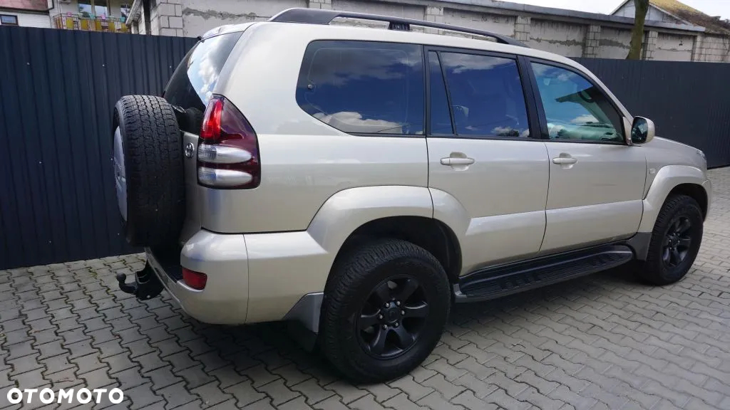 Toyota Land Cruiser 3.0 D Luna Comfort - 3