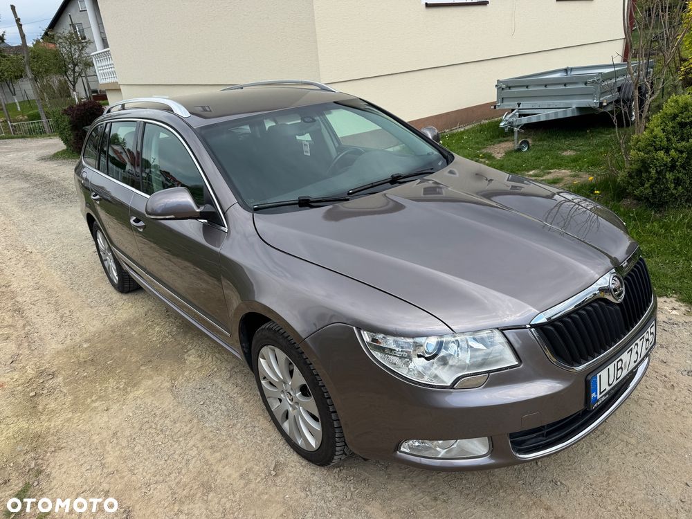 Skoda Superb 2.0 TDI Ambition DSG - 1