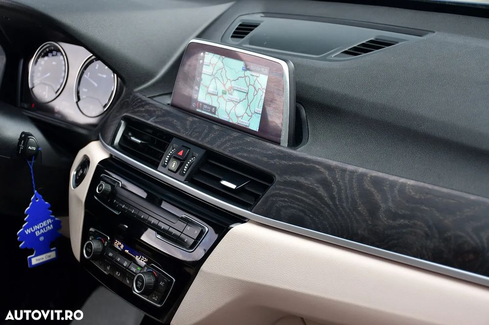 BMW X1 - 4