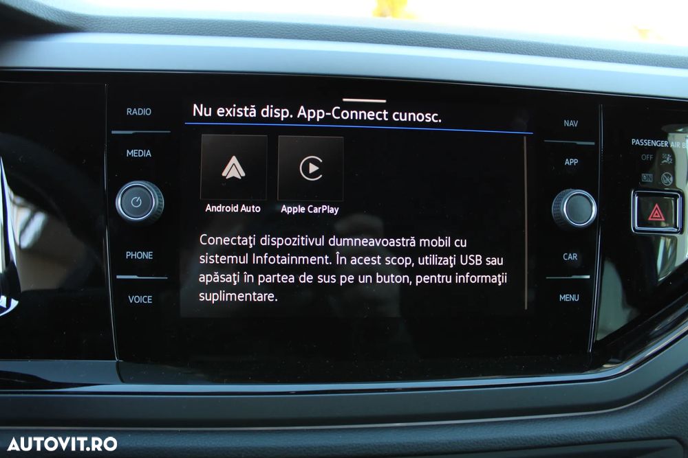 Volkswagen Taigo 1.0 TSI DSG R-Line - 28