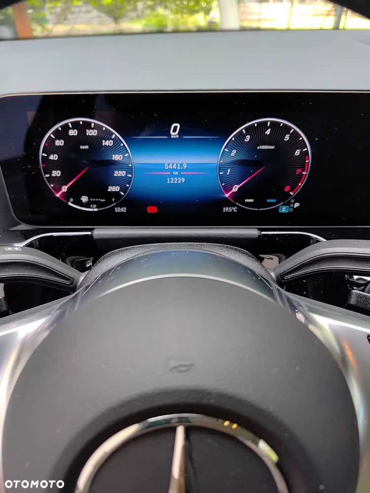 Mercedes-Benz GLA 200 - 7