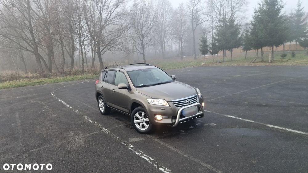 Toyota RAV4 2.0 VVT-i Prestige NAVI MS - 18