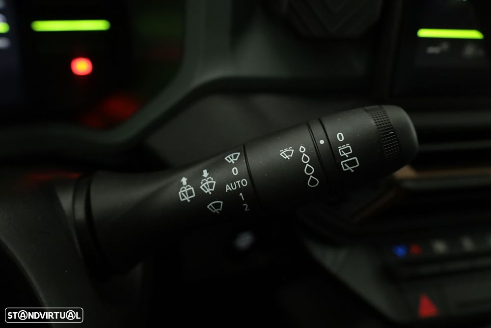 Dacia Duster 1.6 Hybrid Extreme - 18