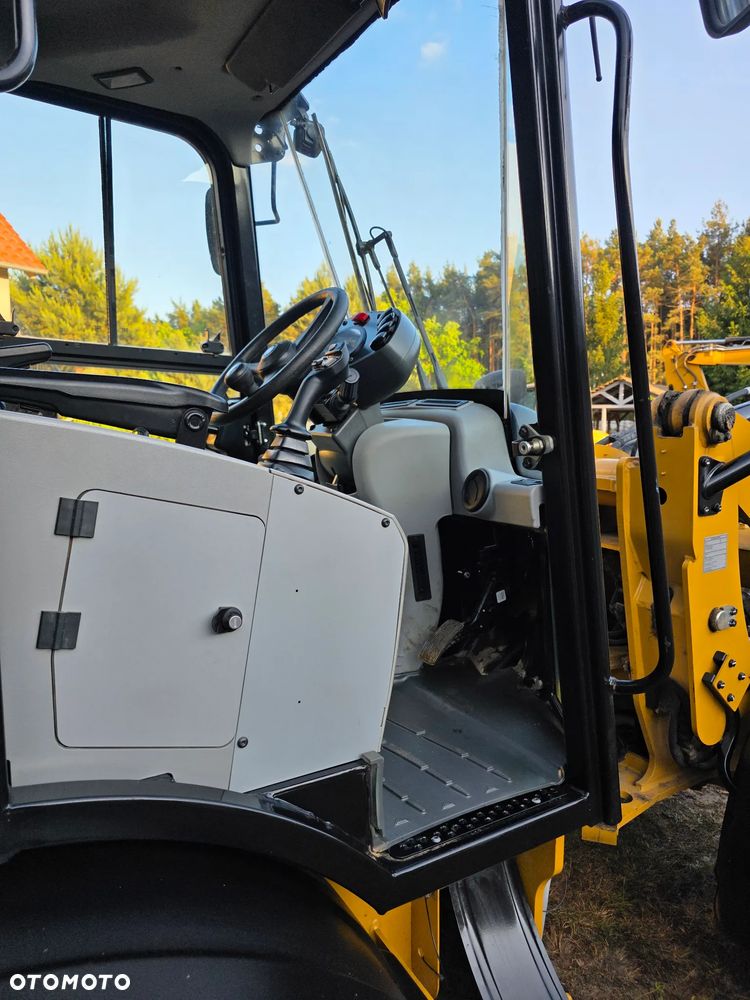 Caterpillar CAT 906 - 29