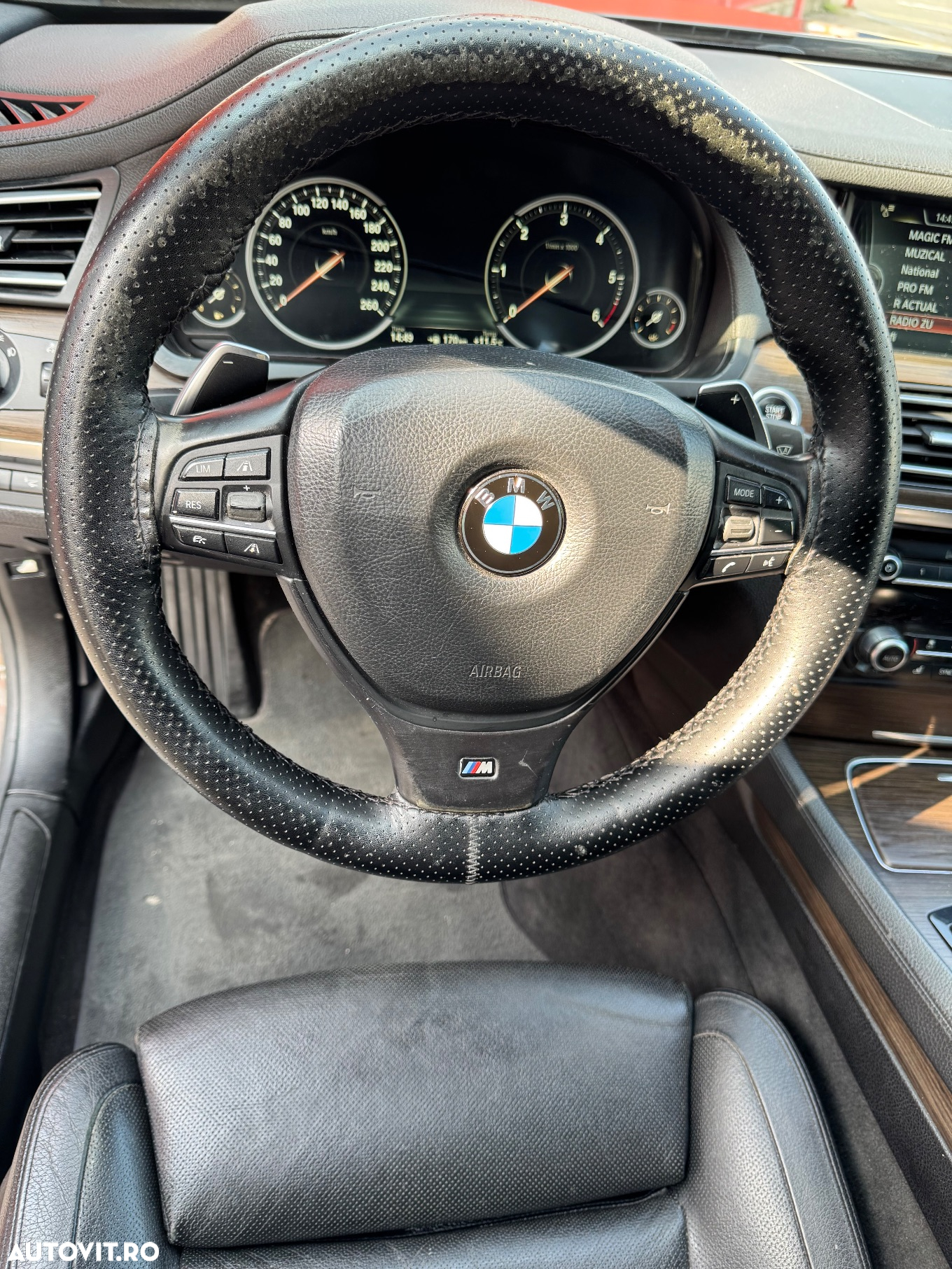 BMW Seria 7 740d xDrive - 24