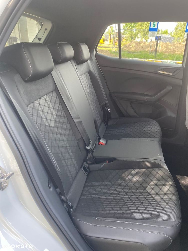 Volkswagen T-Cross 1.0 TSI R-Line Plus DSG - 8