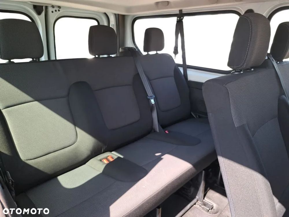 Renault Trafic - 23