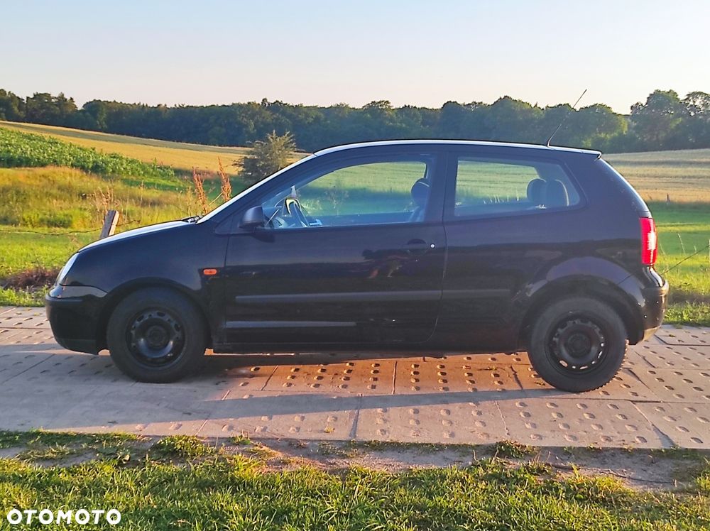 Volkswagen Polo - 2