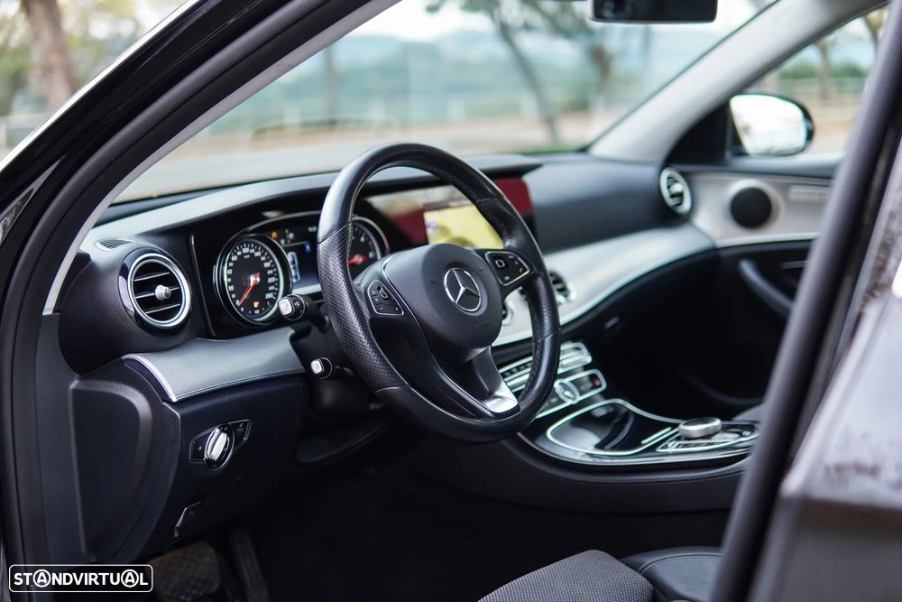 Mercedes-Benz E 220 d Avantgarde+ - 22