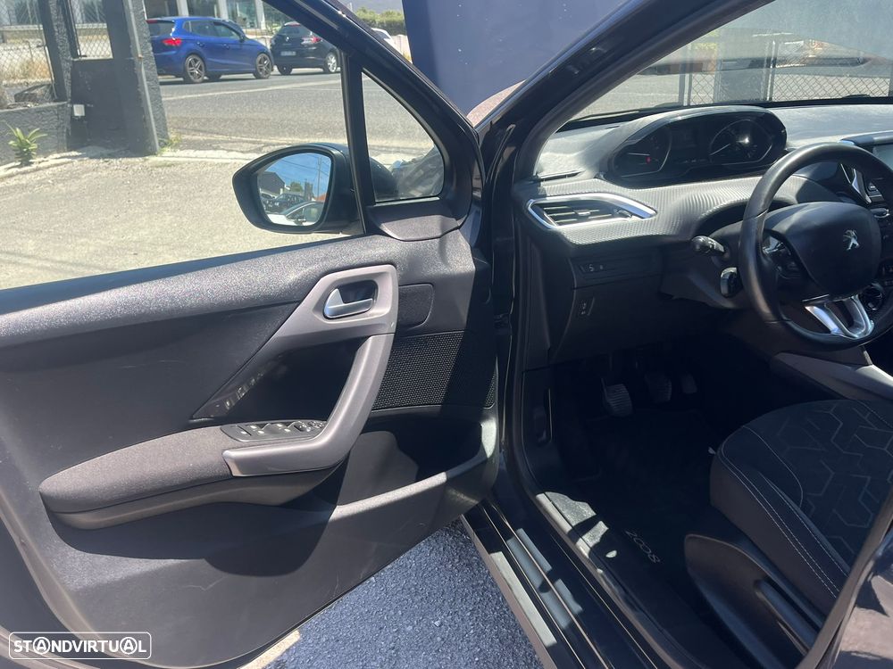 Peugeot 2008 1.6 BlueHDi Style - 14