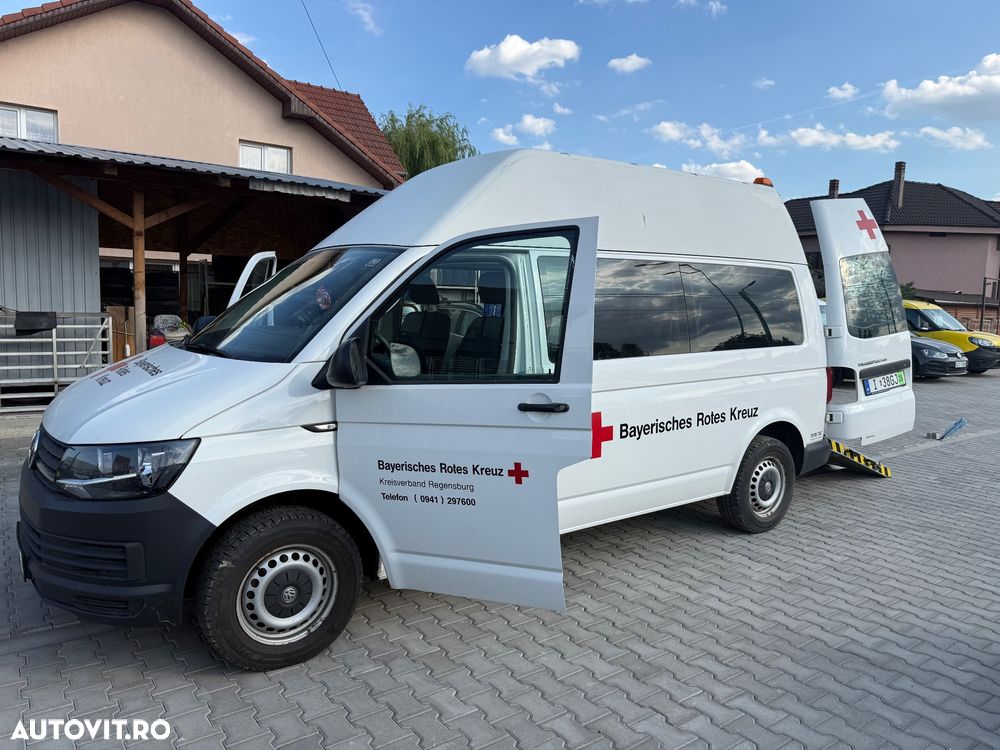 Volkswagen Multivan - 17