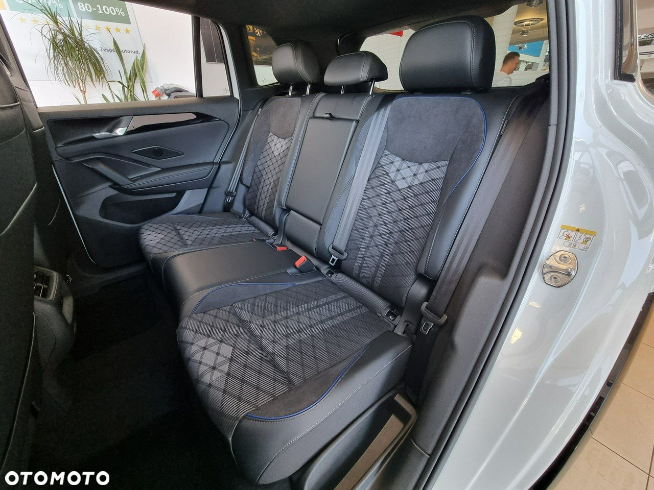 Volkswagen Tiguan - 14