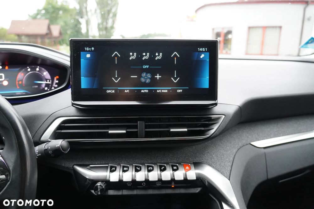 Peugeot 3008 1.5 BlueHDi Allure Pack S&S EAT8 - 13