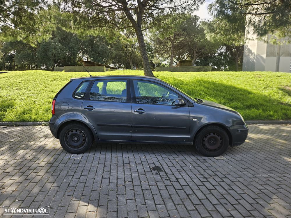 VW Polo 1.2 Confortline - 2