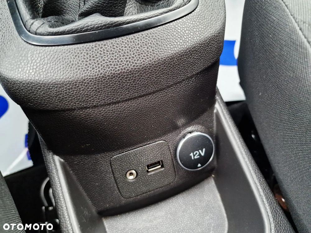 Ford Fiesta 1.0 EcoBoost S&S TITANIUM - 30