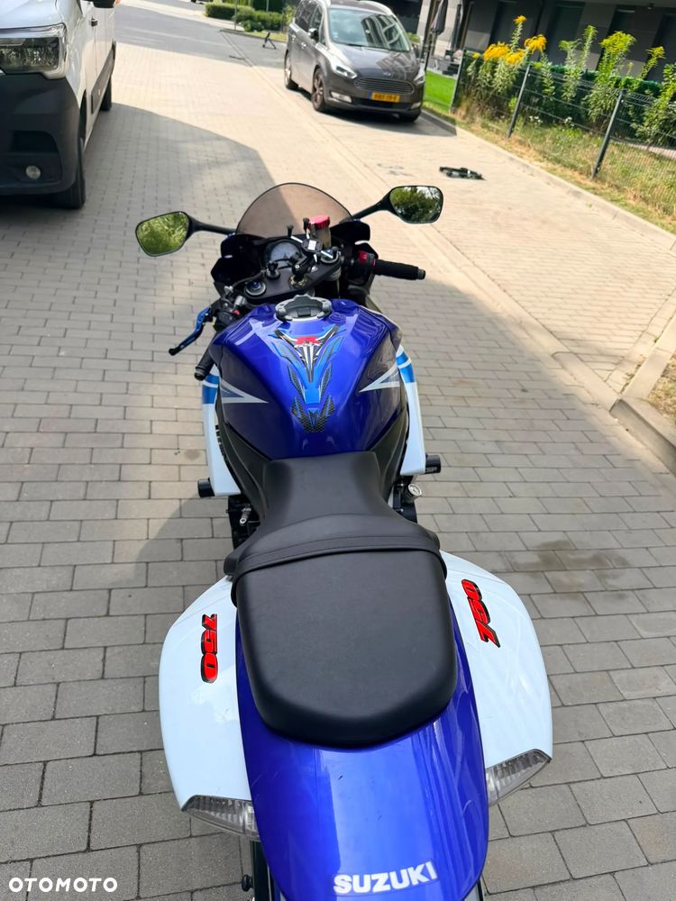 Suzuki GSX-R - 4
