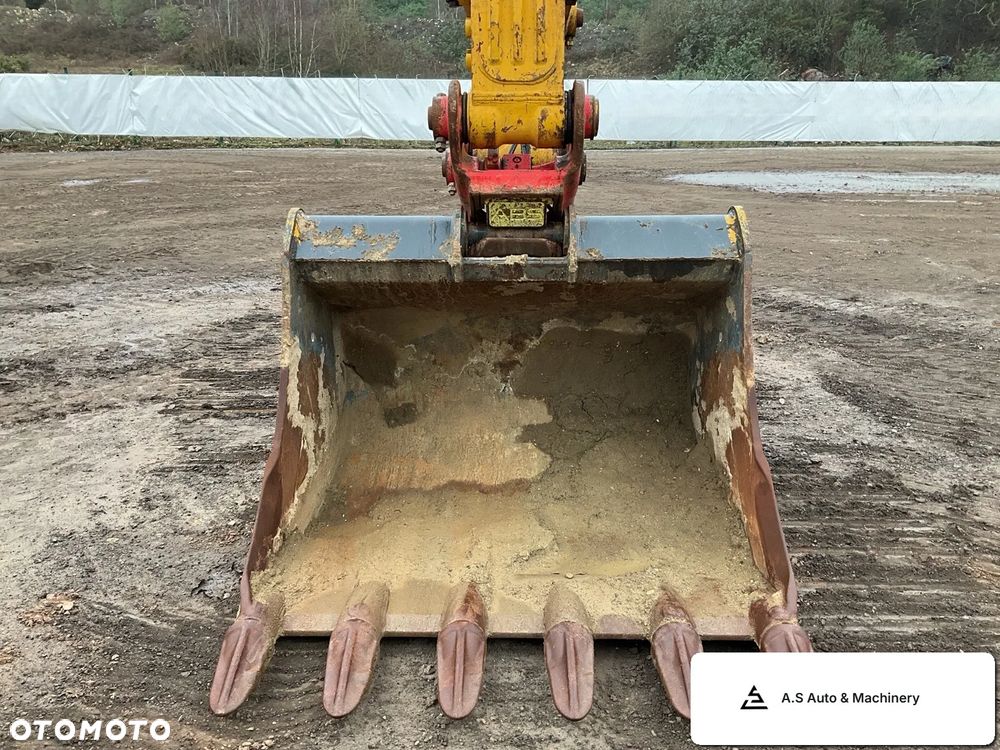 Komatsu PC210LC-11E0 - 11
